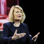 Senator Cynthia Lummis proposing a 2026 crypto regulation bill separating securities and commodities