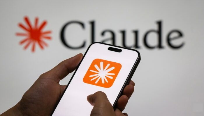 Anthropic Claude advanced AI model with restricted access announcement