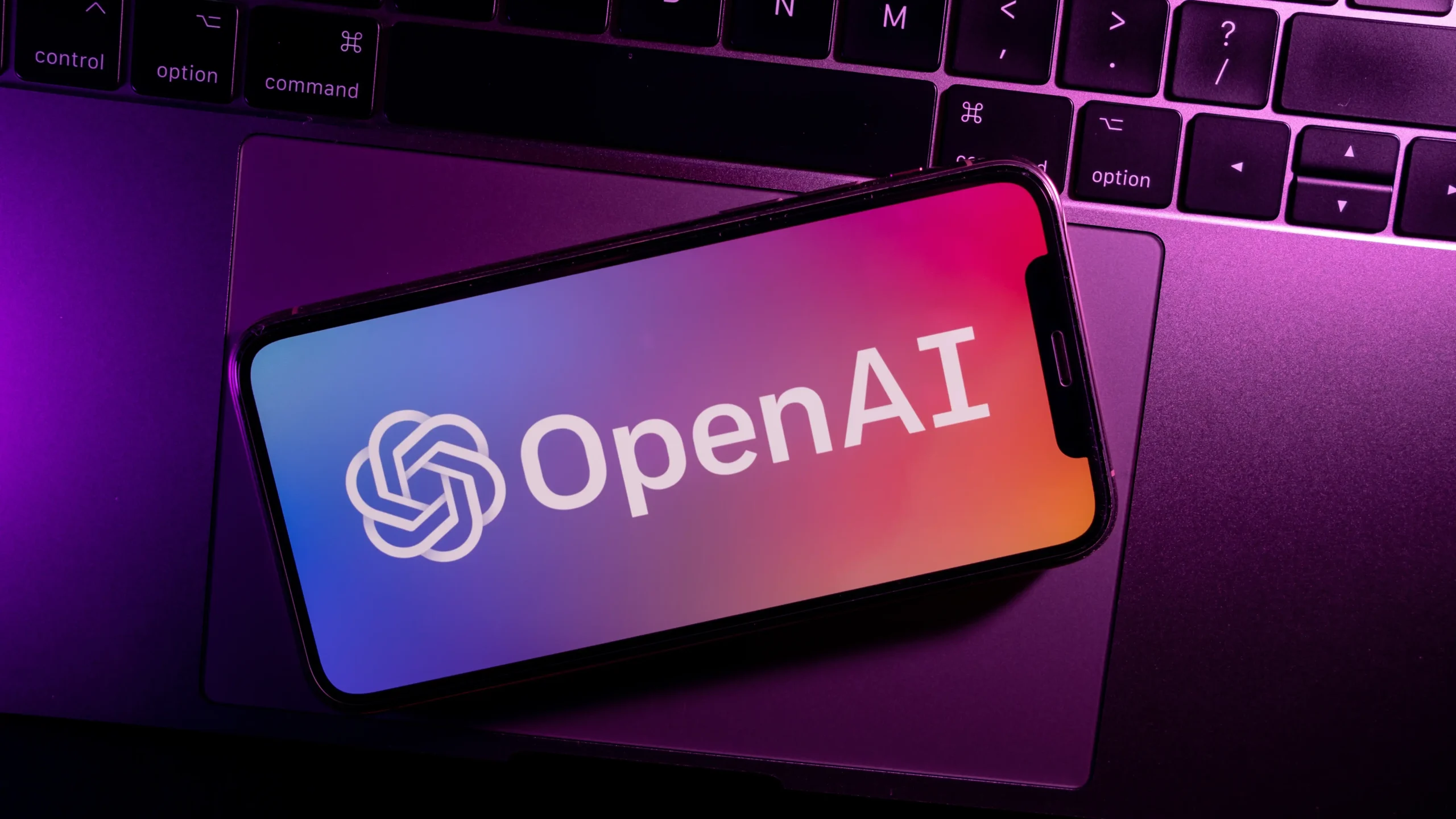 Conceptual illustration of China’s open-source AI development competing with global AI leaders and challenging OpenAI’s position.