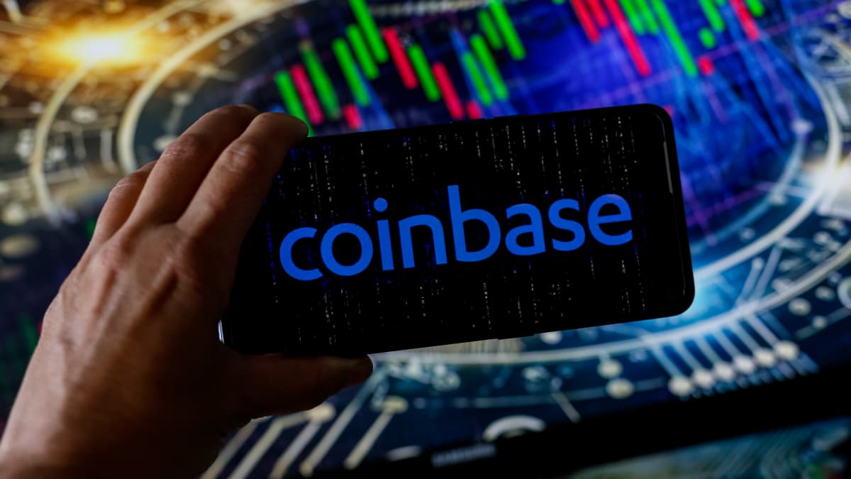 coinbase UK Coinbase logo with UK financial district, regulatory approval documents, and digital finance graphics representing the company's UK licence expansion